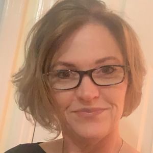 Meet your Posher, Deborah